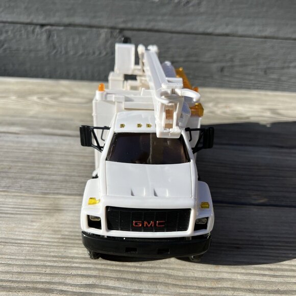 11" DG PRODUCTIONS -1996-2-1 Eastern Illini Elec. Pole Setter Auger Digger Truck - Picture 7 of 16